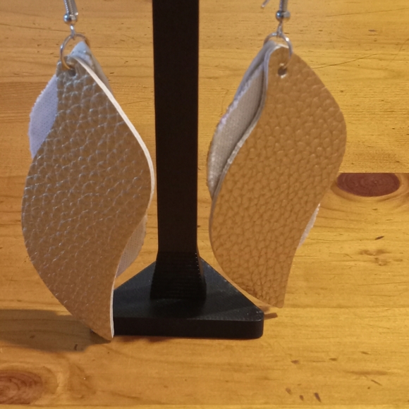 Gold Glitter Leaf Earrings - Picture 2 of 2